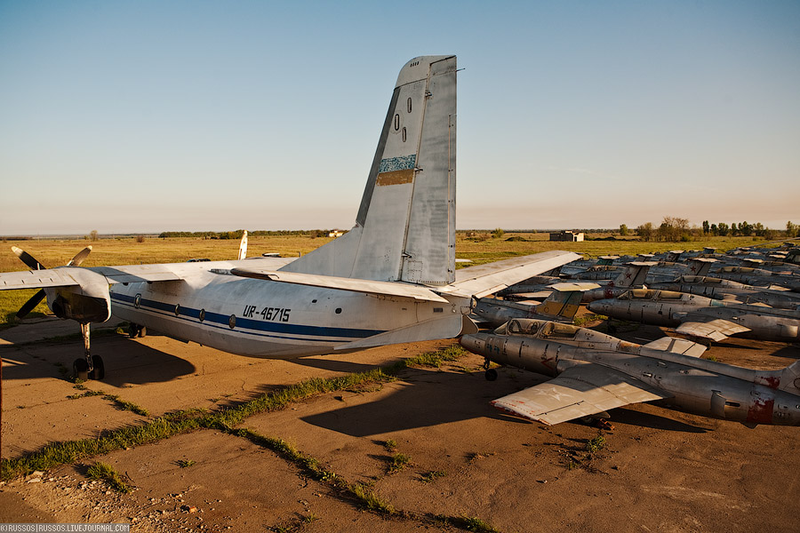 Illustration for article titled The World's Most Bizarre Aircraft Graveyards